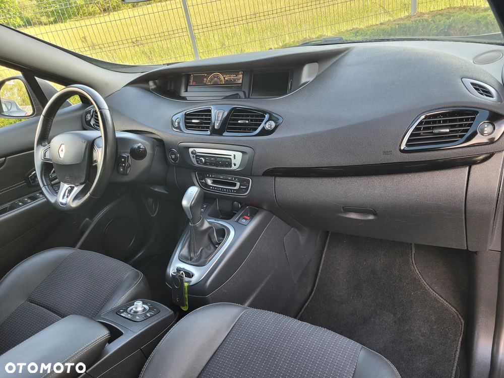 Renault Scenic - 19