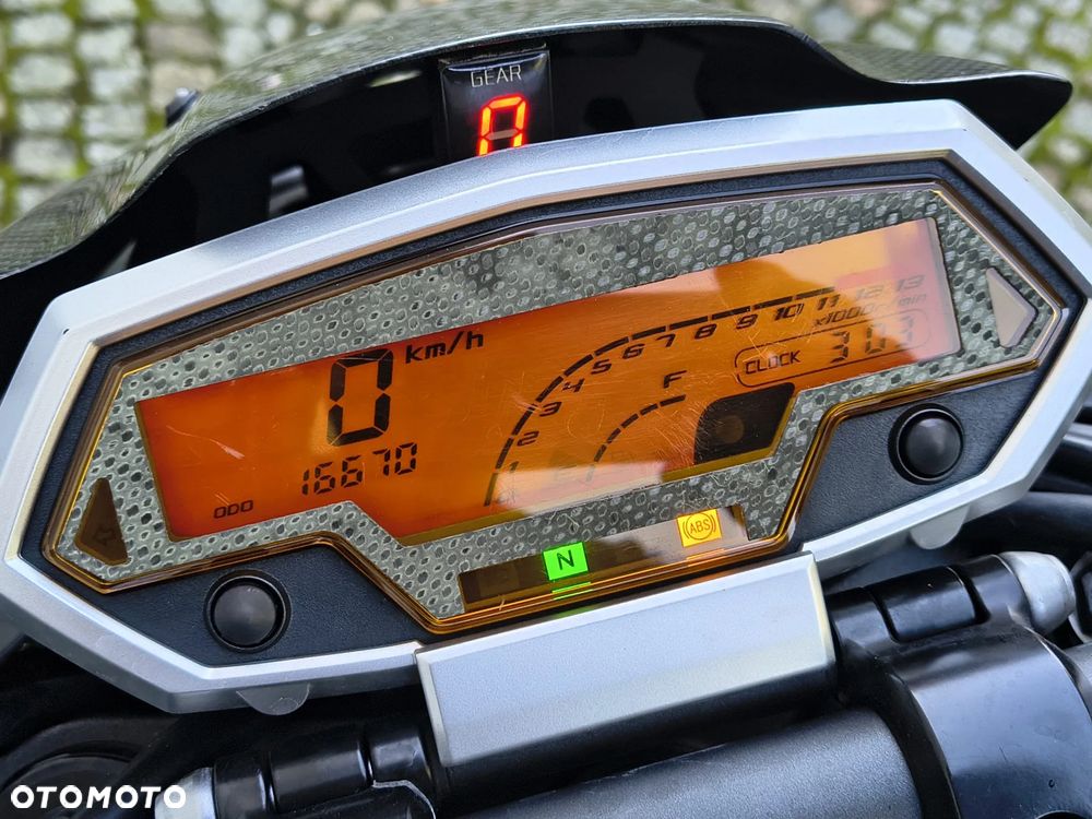 Kawasaki Z 1000 - 25