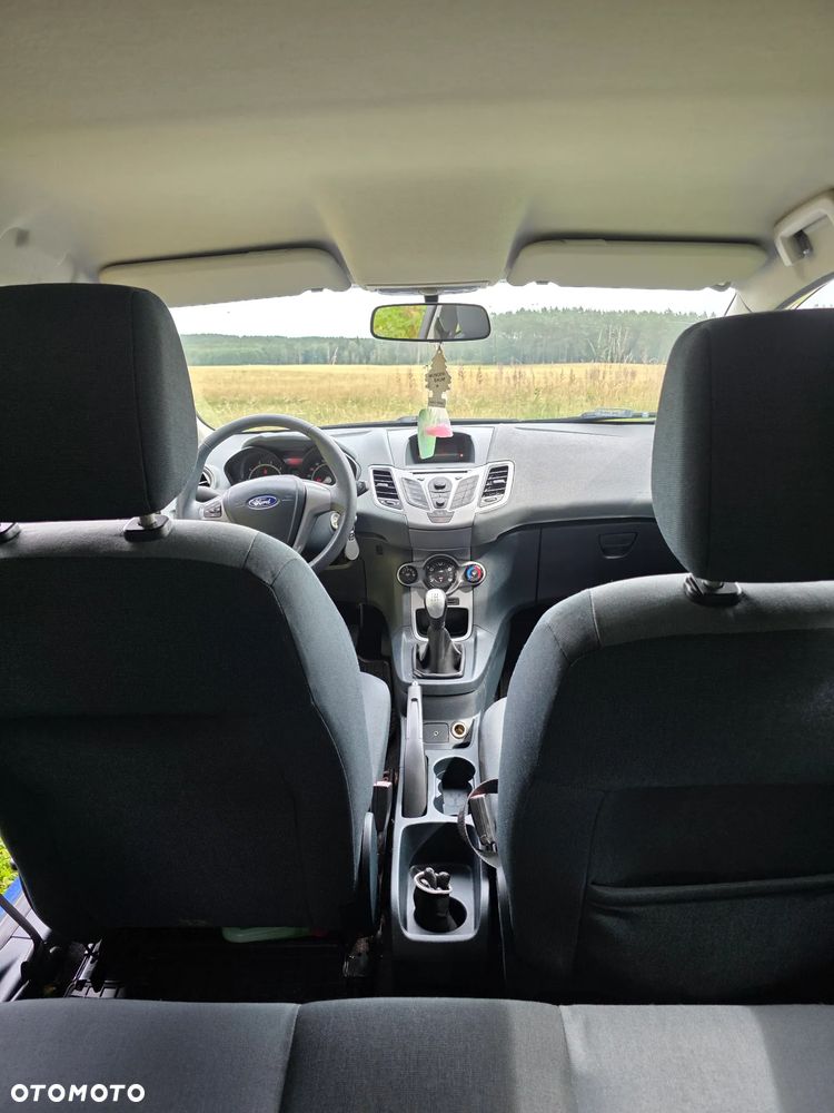 Ford Fiesta 1.25 Trend - 12