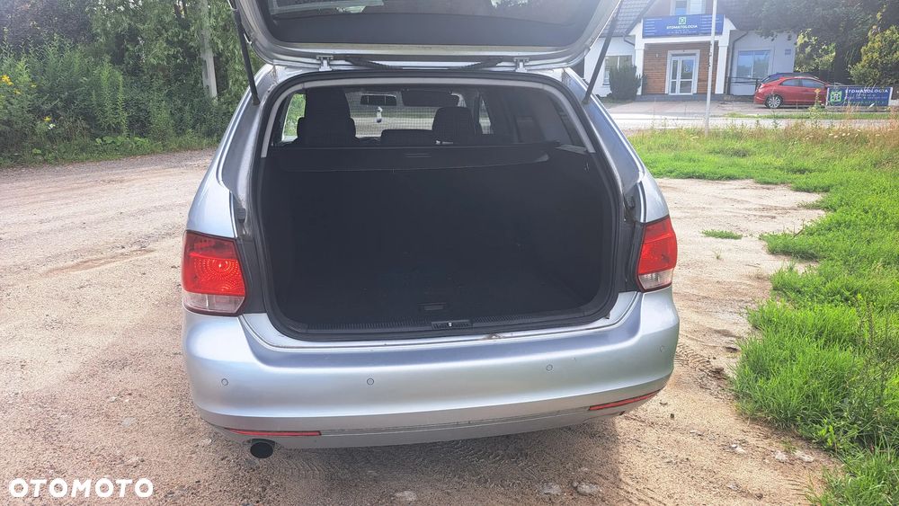 Volkswagen Golf 1.6 TDI Comfortline - 5
