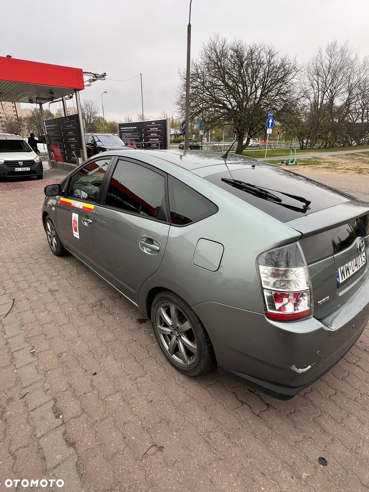 Toyota Prius 1.5 VVT-i Prestige - 3