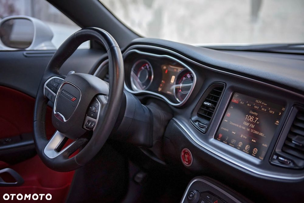 Dodge Challenger Automatik R/T Plus - 31