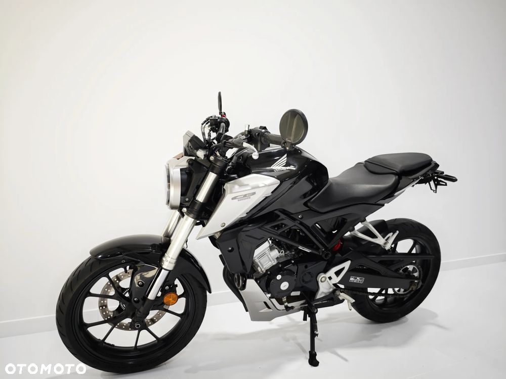 Honda CB - 3