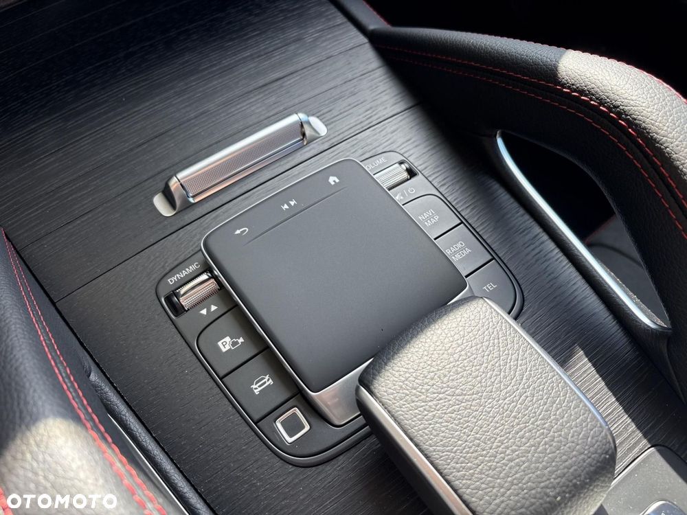 Mercedes-Benz GLE - 22