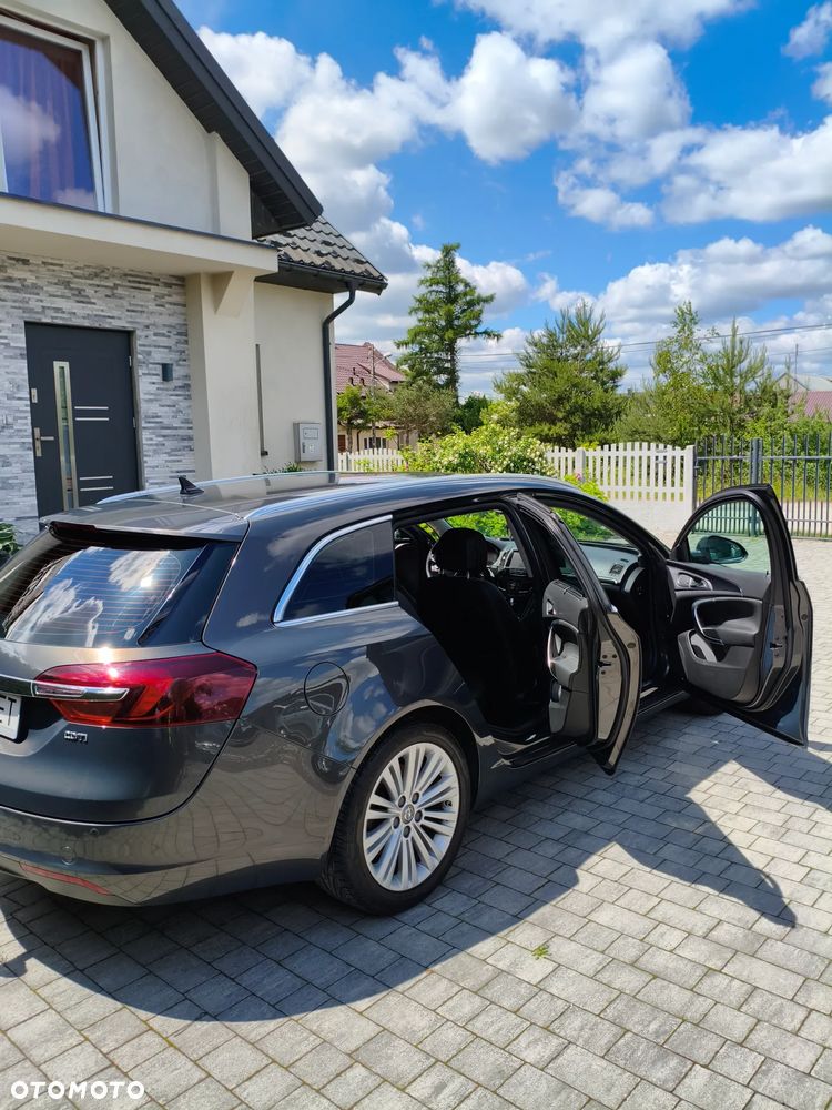 Opel Insignia - 10
