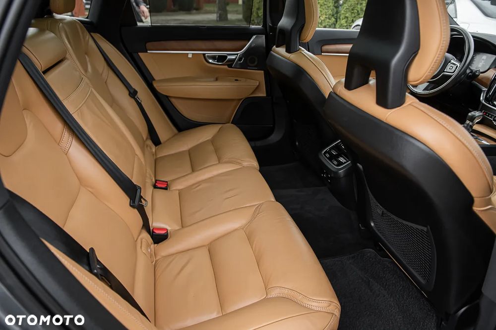 Volvo V90 D5 AWD Geartronic Inscription - 9