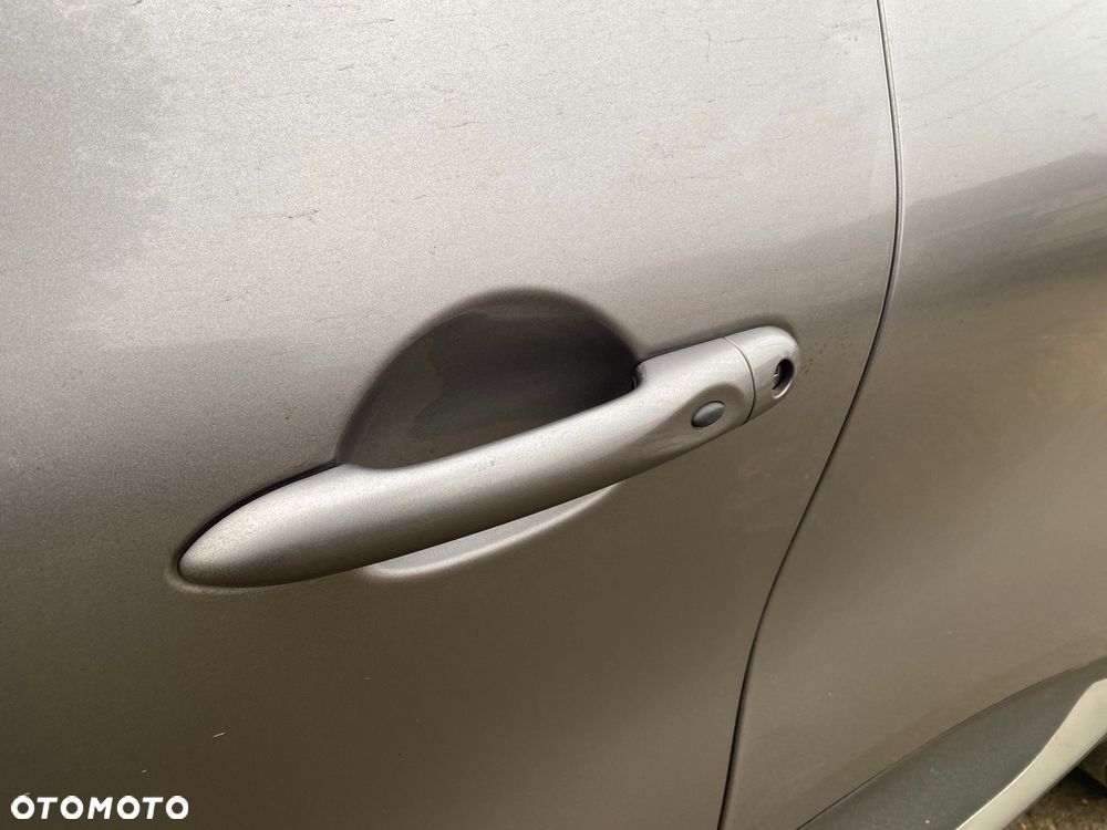 Renault Captur (ENERGY) TCe 90 BOSE EDITION - 36