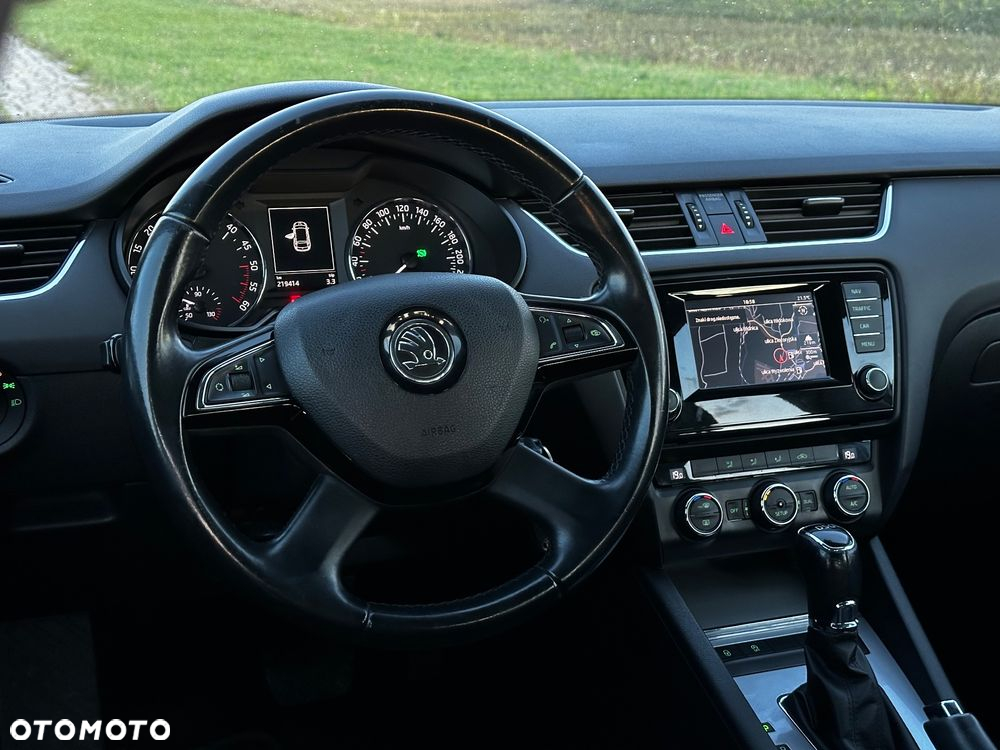 Skoda Octavia 2.0 TDI Ambition DSG - 11