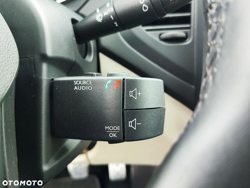 Renault Captur - 24