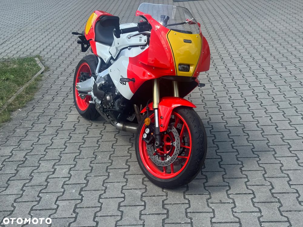 Yamaha XSR - 7