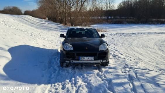 Porsche Cayenne - 29