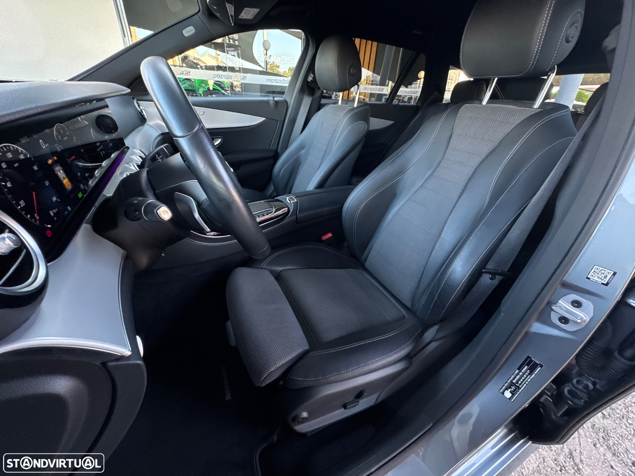 Mercedes-Benz E 300 de AMG Line - 8