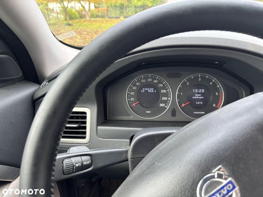 Volvo S80 - 9