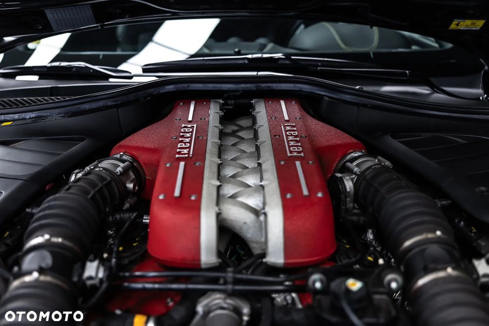 Ferrari FF - 23