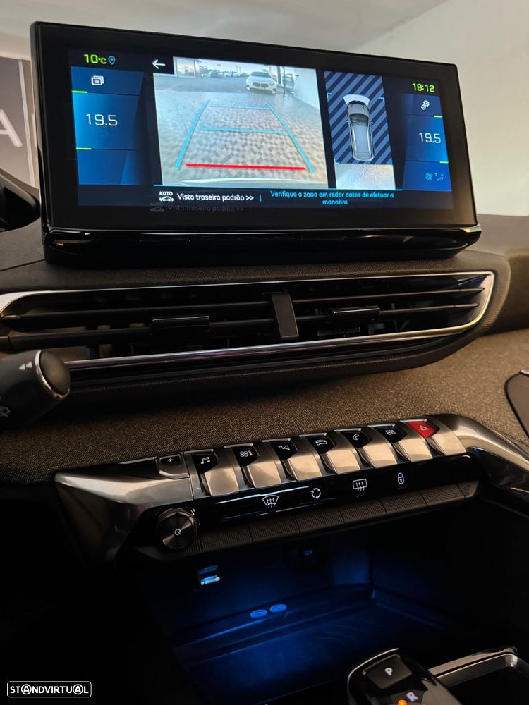 Peugeot 3008 1.6 Hybrid Allure Pack e-EAT8 - 17