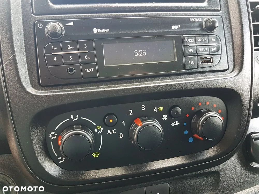 Renault TRAFIC - 23