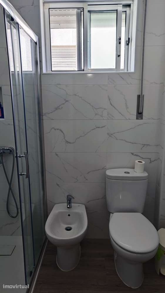 Apartamento T2 com Terreno Privativo junto ao Hospital de Abrantes - Grande imagem: 5/28