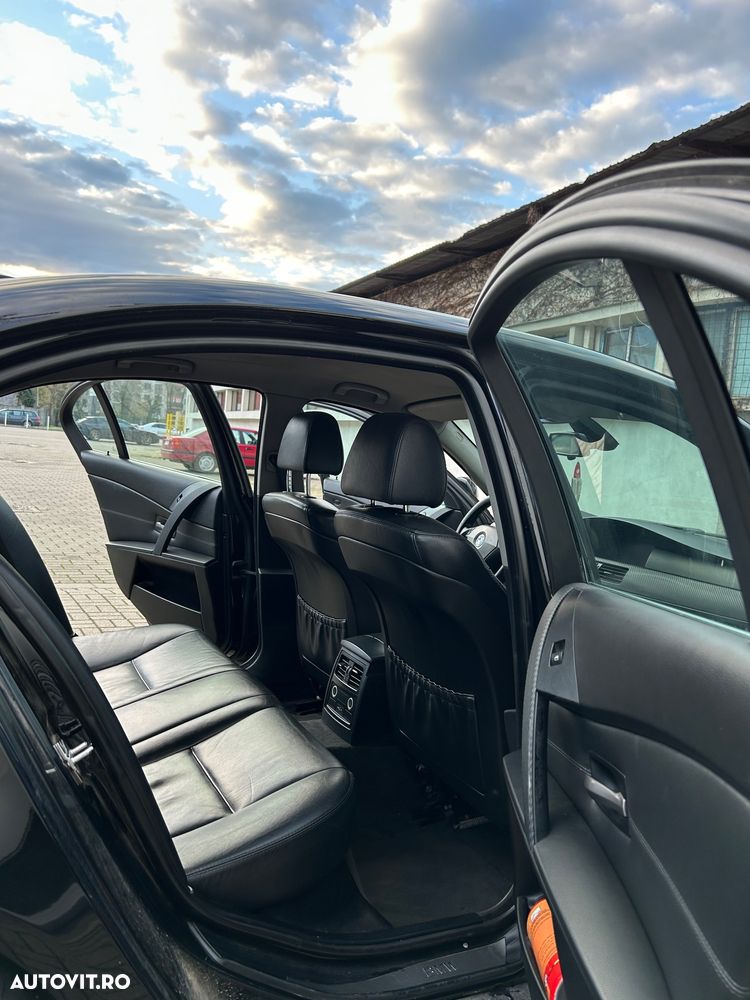 BMW Seria 5 520d Aut. - 10