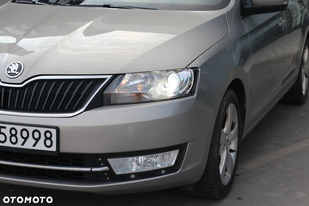 Skoda RAPID 1.2 TSI Ambition - 7