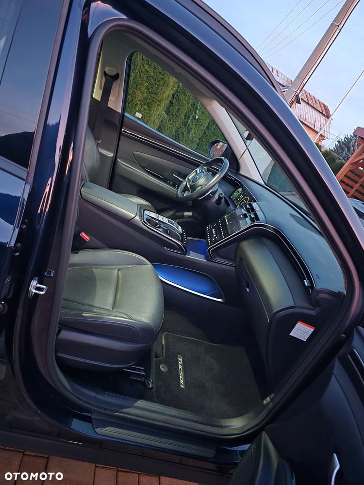 Hyundai Tucson 1.6 T-GDi HEV Executive 4WD - 14