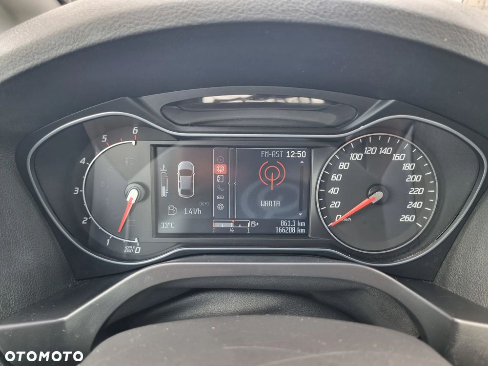Ford S-Max 2.0 TDCi DPF Titanium - 32