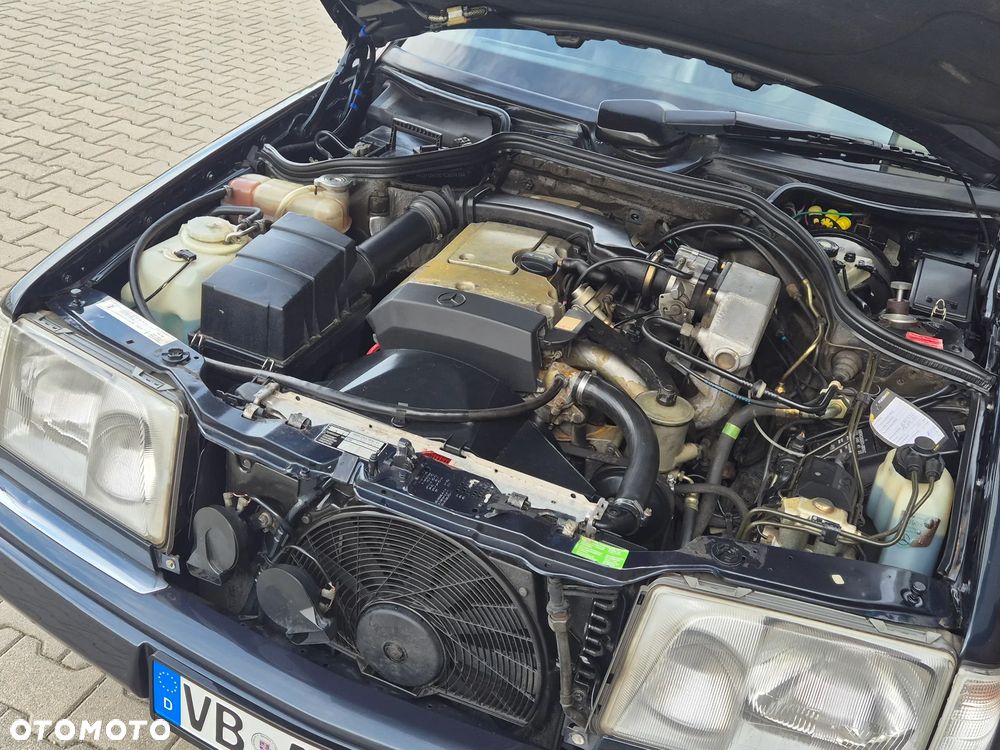 Mercedes-Benz Klasa E - 21