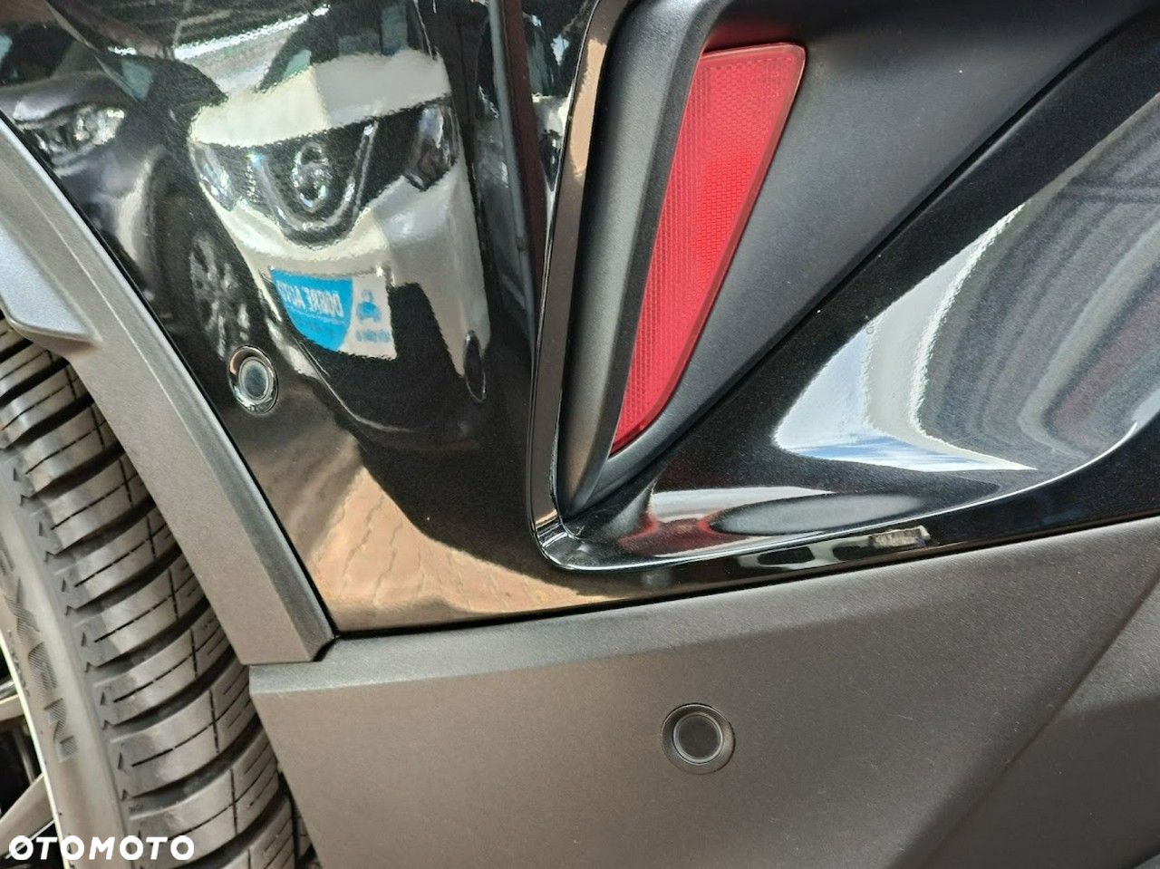 Toyota C-HR - 11