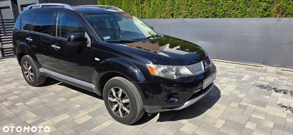 Mitsubishi Outlander 2.2 DID Instyle - 1