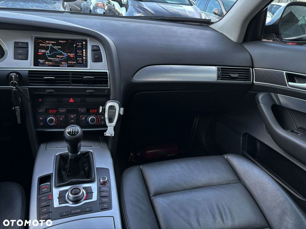 Audi A6 Avant - 25