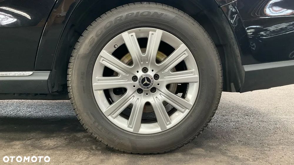 Mercedes-Benz GL 350 BlueTec 4-Matic - 20