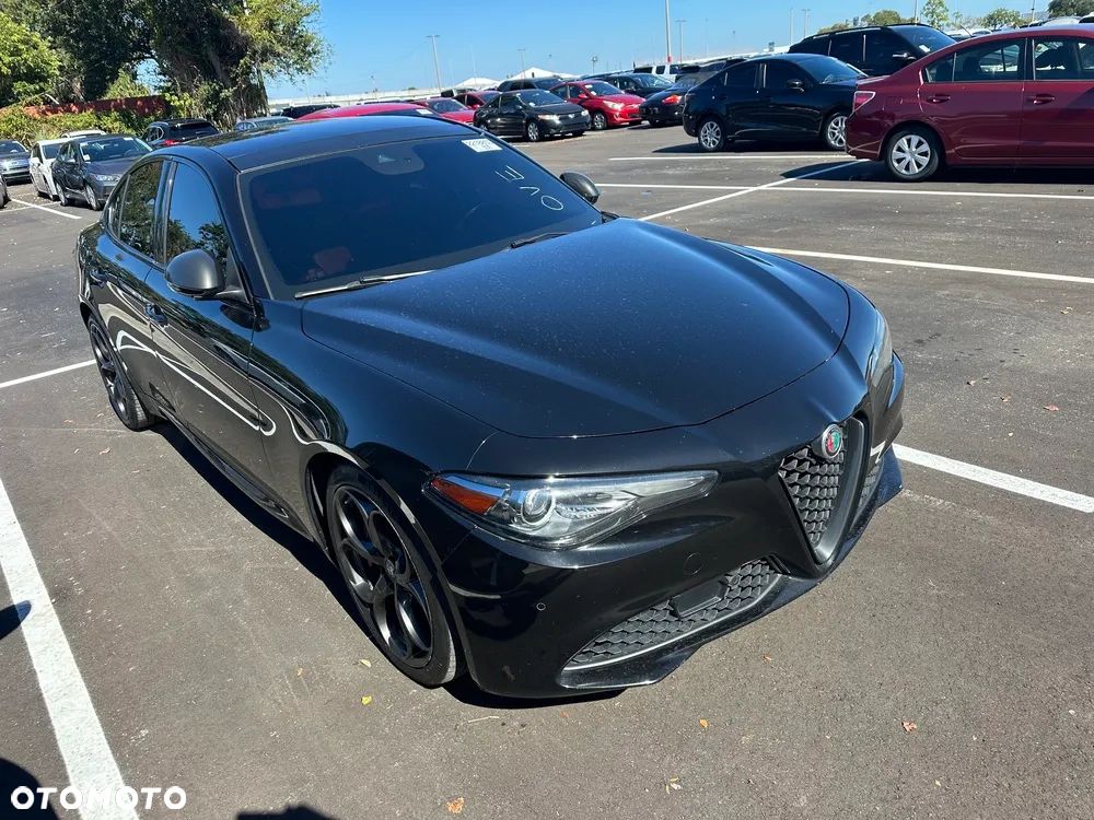 Alfa Romeo Giulia 2.0 Turbo 16V AT8 Veloce - 1