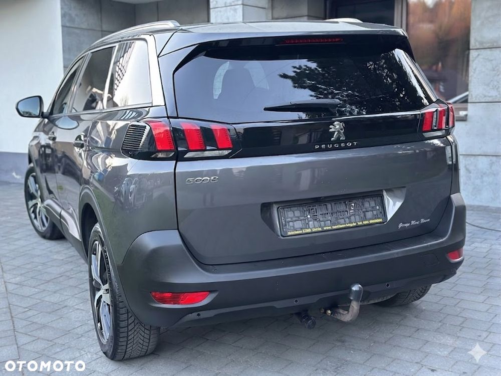 Peugeot 5008 - 7