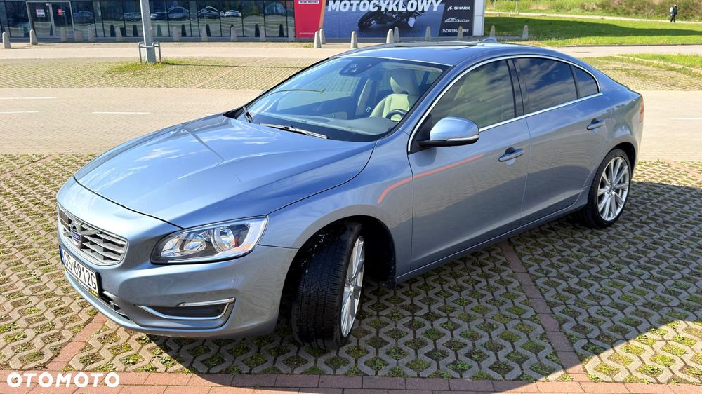 Volvo S60 T5 Geartronic Momentum - 6