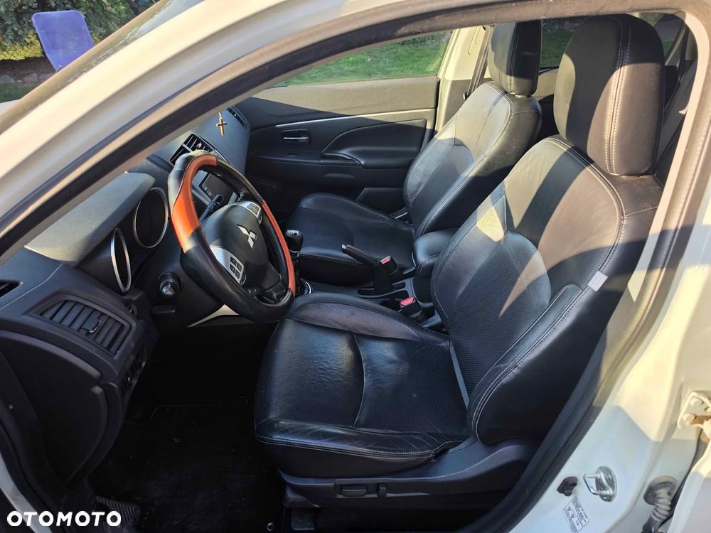 Mitsubishi ASX 1.8 DID Instyle NAVI 4WD AS&G - 8