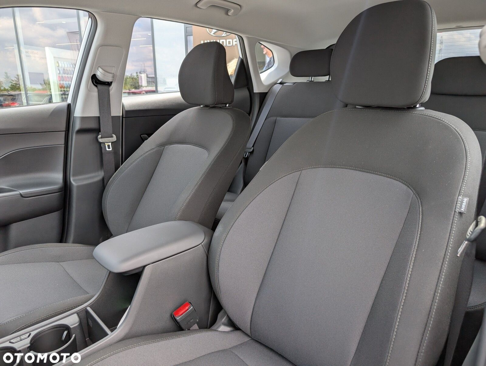Hyundai Kona - 21