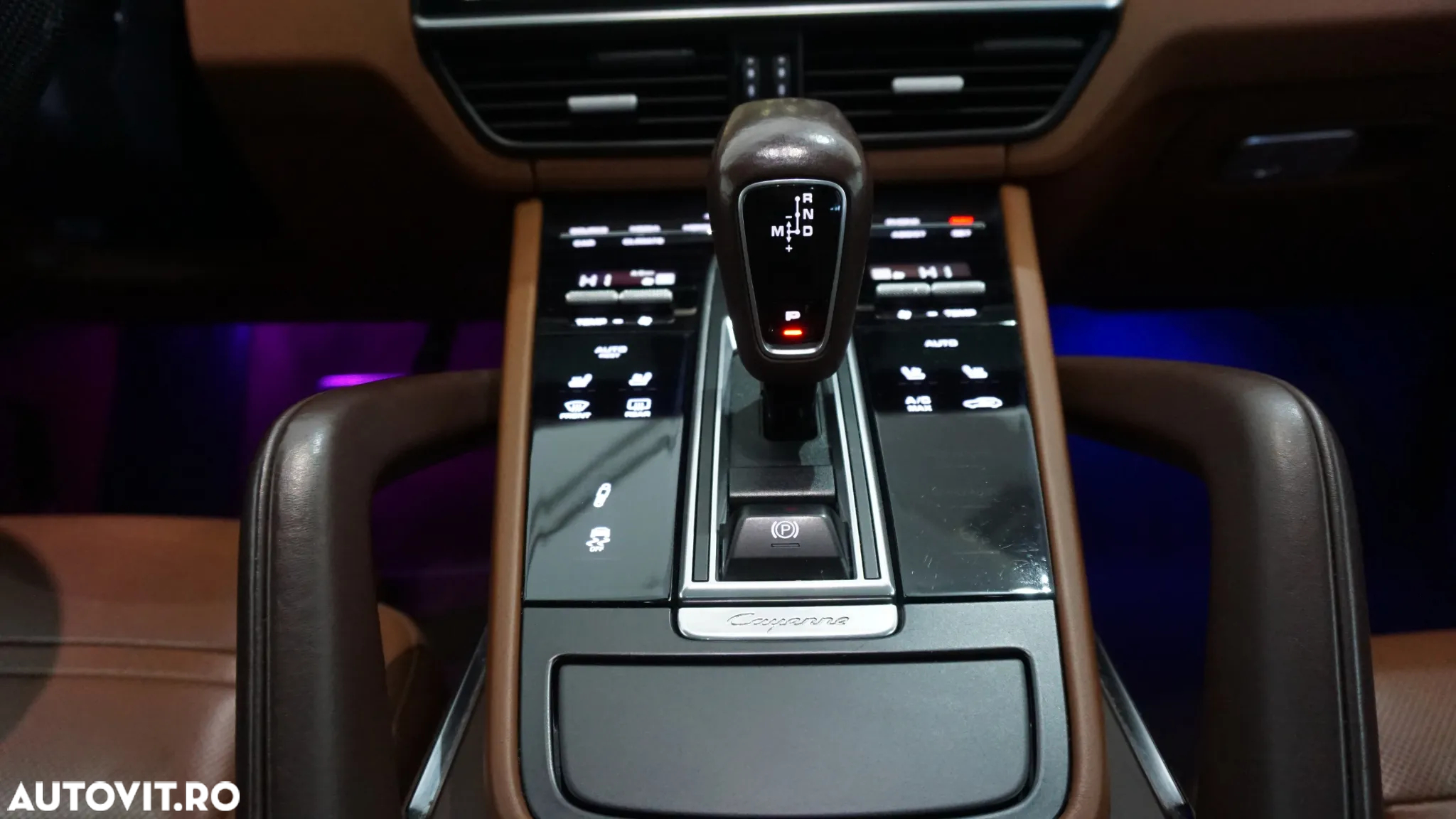 Porsche Cayenne Turbo - 25