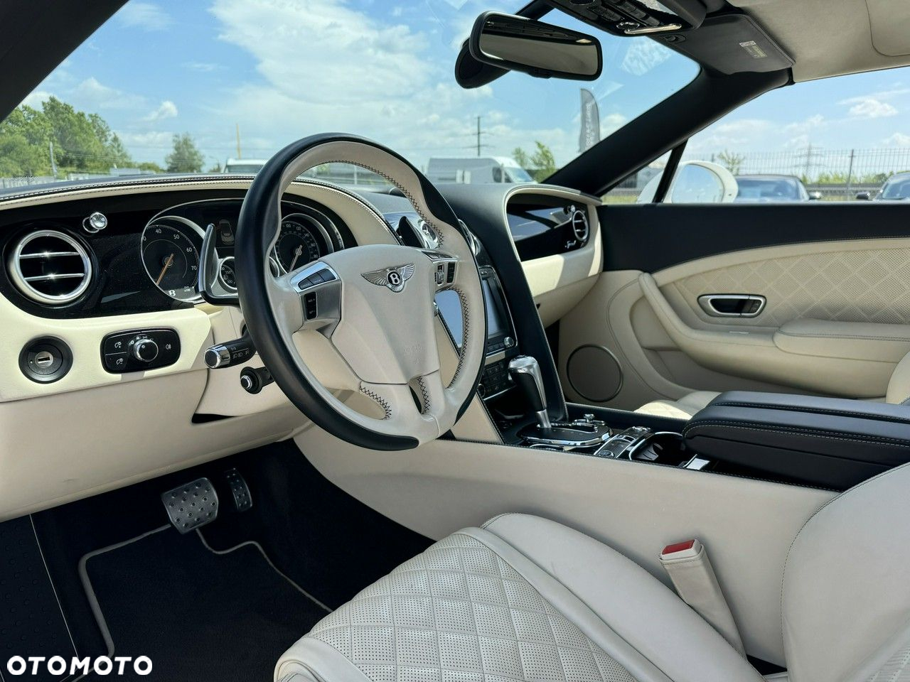 Bentley Continental GT - 10