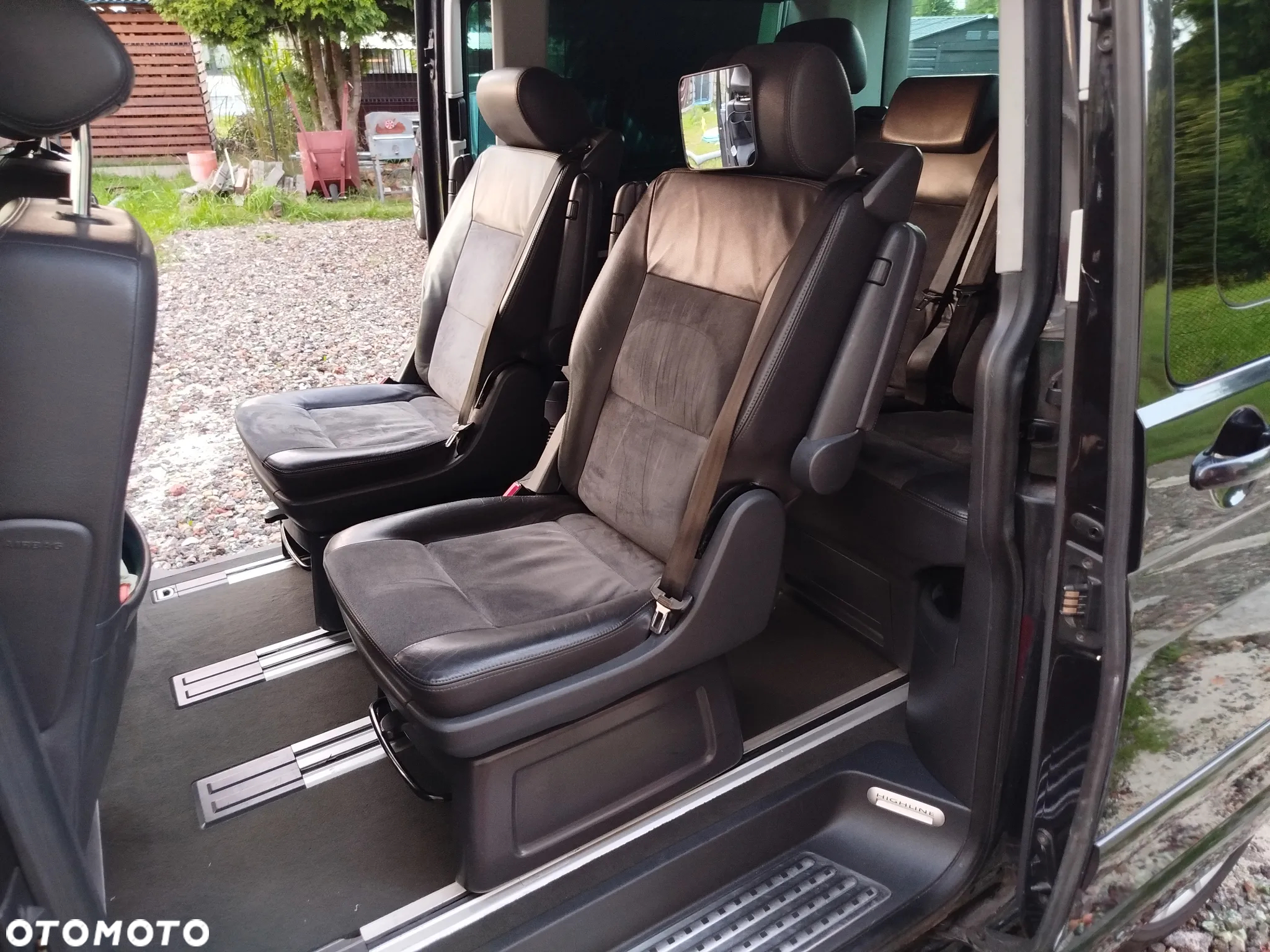 Volkswagen Multivan - 7