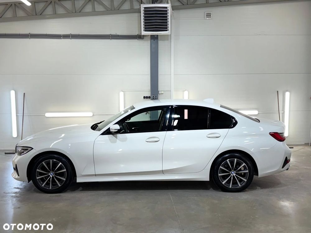 BMW Seria 3 318d Sport Line Shadow - 5