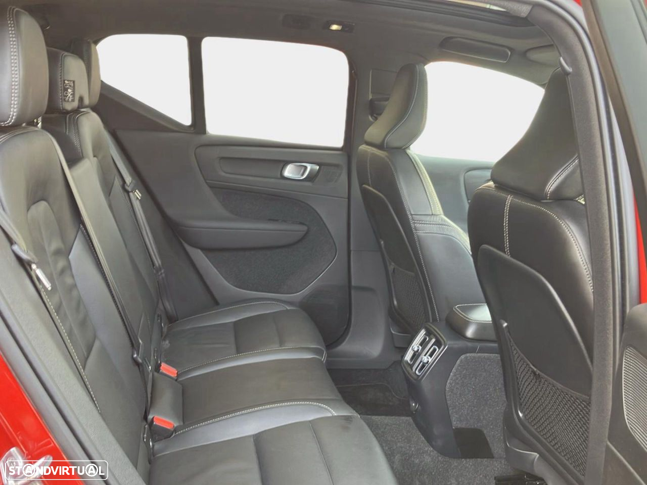 Volvo XC 40 Recharge Twin Pro - 9