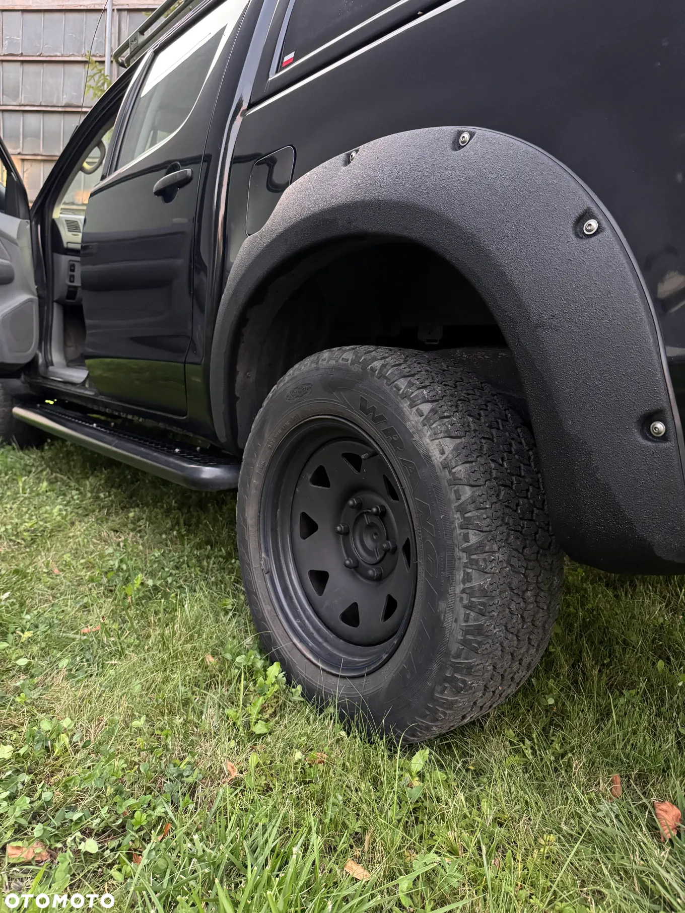 Toyota Hilux 2.5 D-4D DLX + - 30