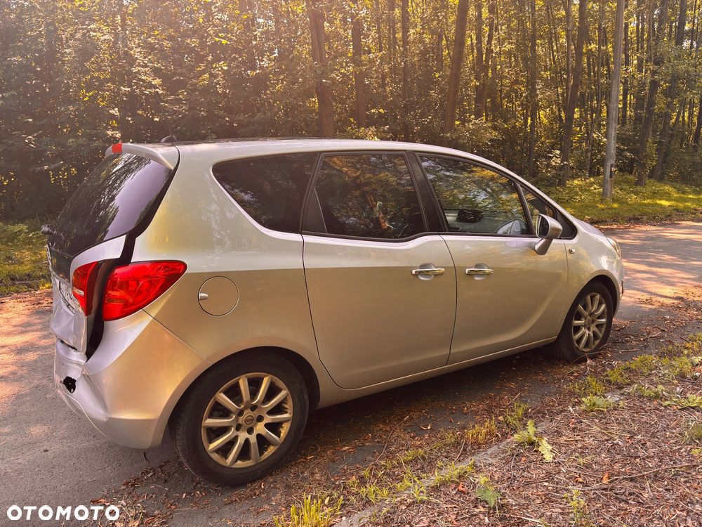Opel Meriva 1.4 T Cosmo - 4