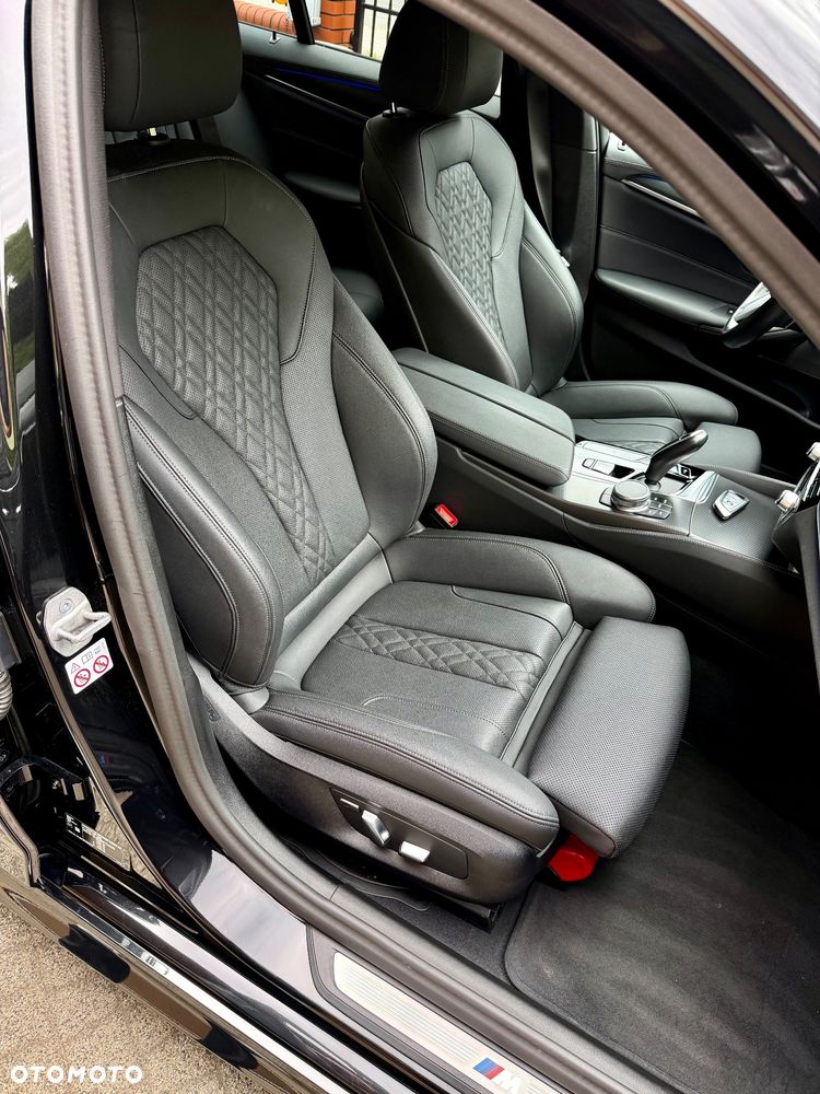BMW Seria 5 520d xDrive MHEV Sport - 19