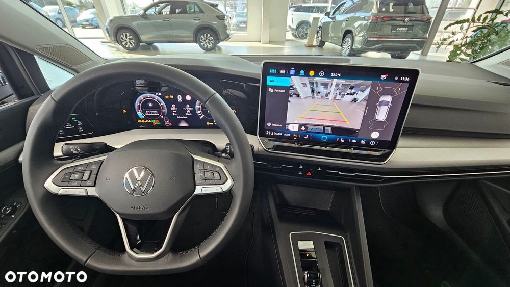 Volkswagen Golf - 22