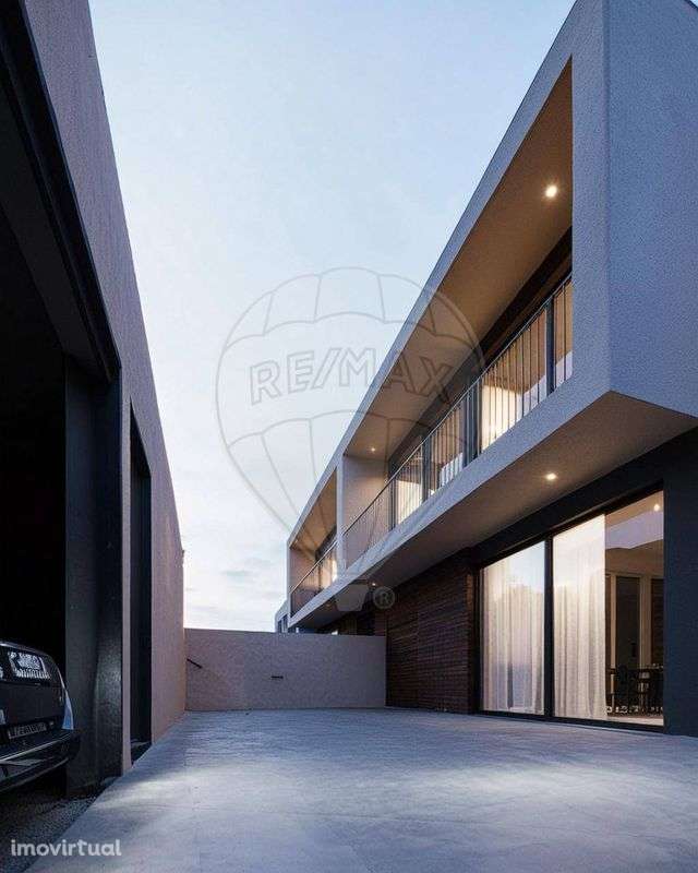 Moradia T3 para venda - Grande imagem: 2/8