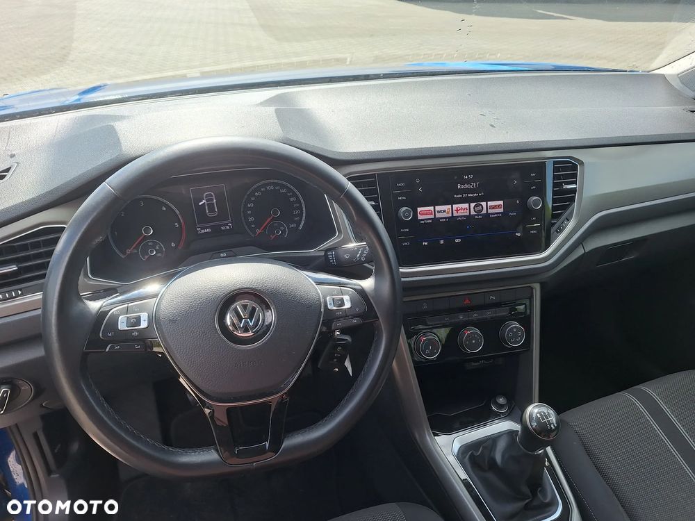 Volkswagen T-Roc - 19
