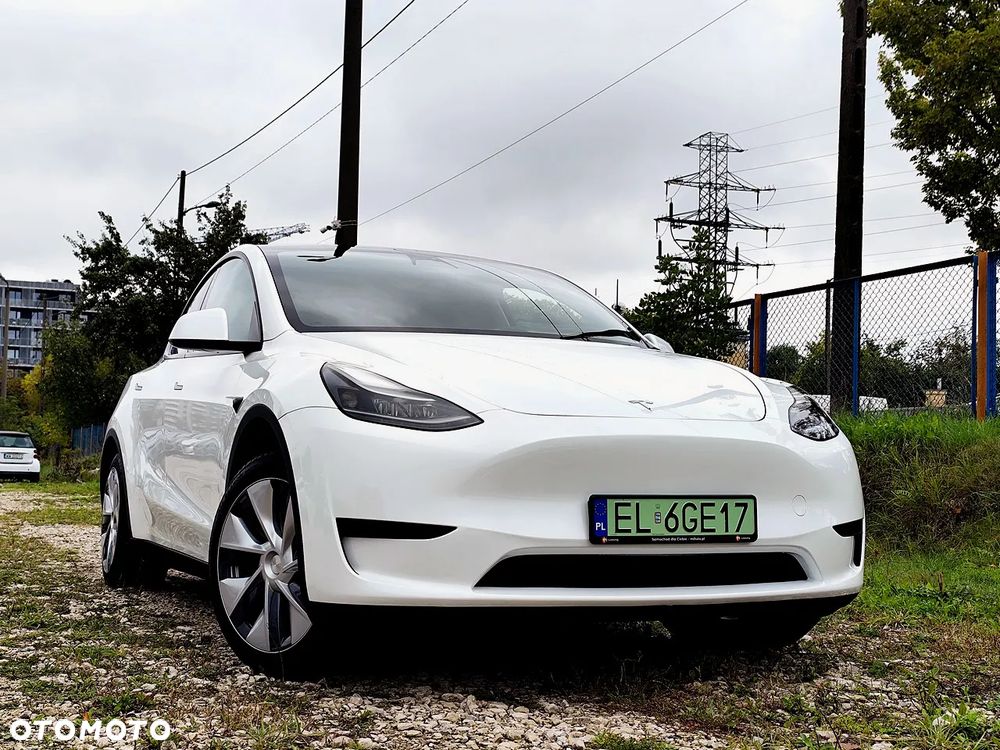 Tesla Model Y RWD - 2