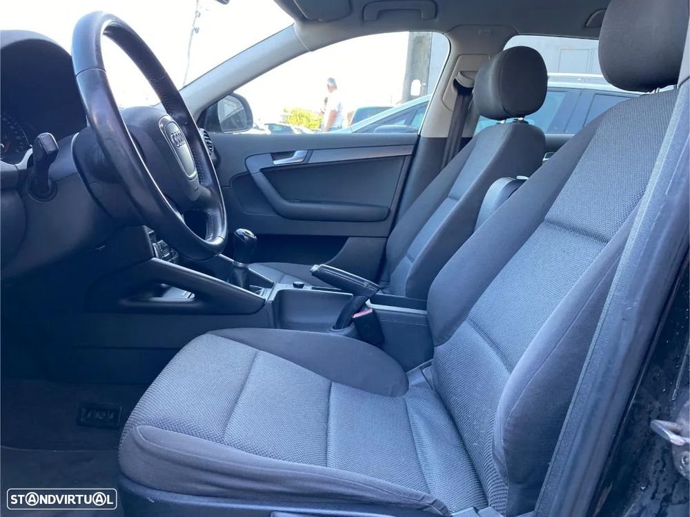 Audi A3 Sportback 1.6 TDI Attraction - 16