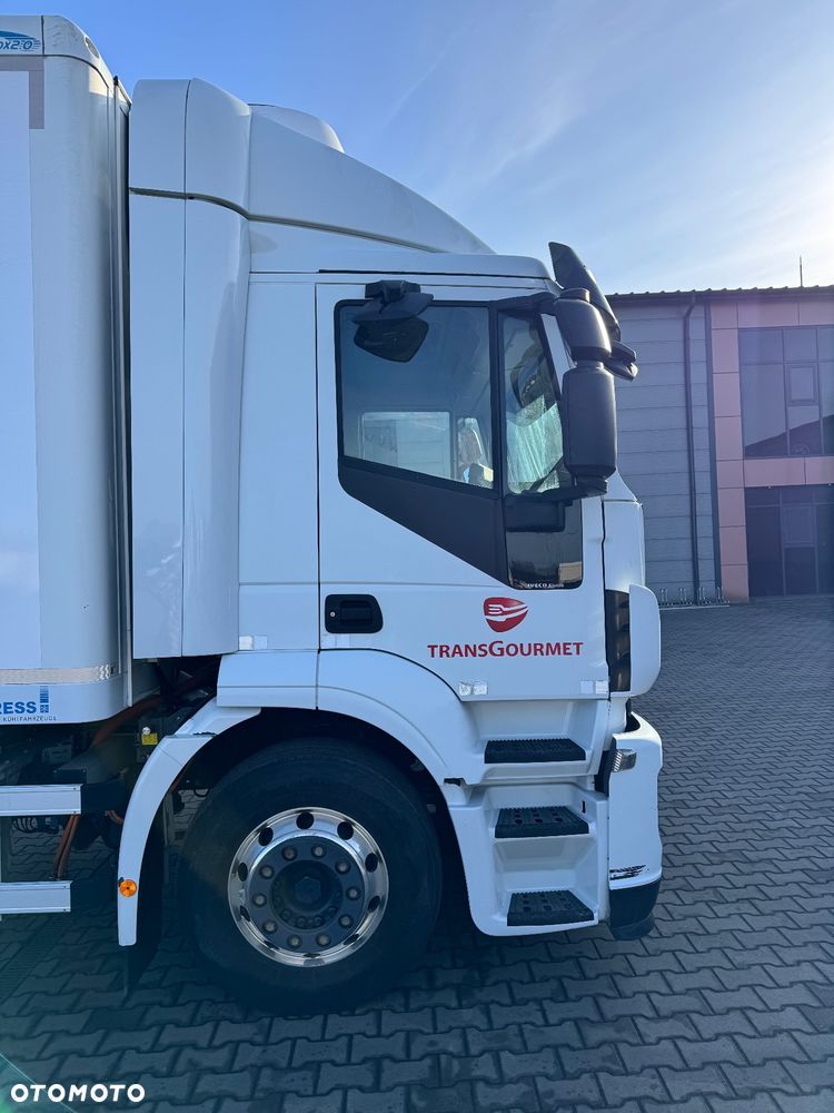 Kompletna kabina wąska, niska+ zderzak + stopnica + spojlery Iveco Trakker, Stralis - 3