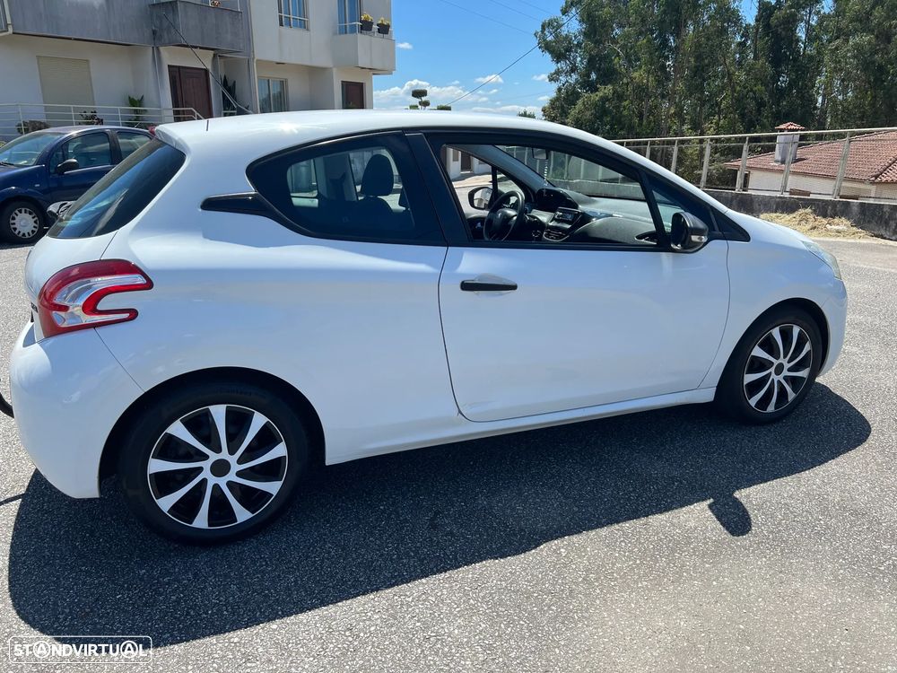 Peugeot 208 1.2 PureTech Access - 1